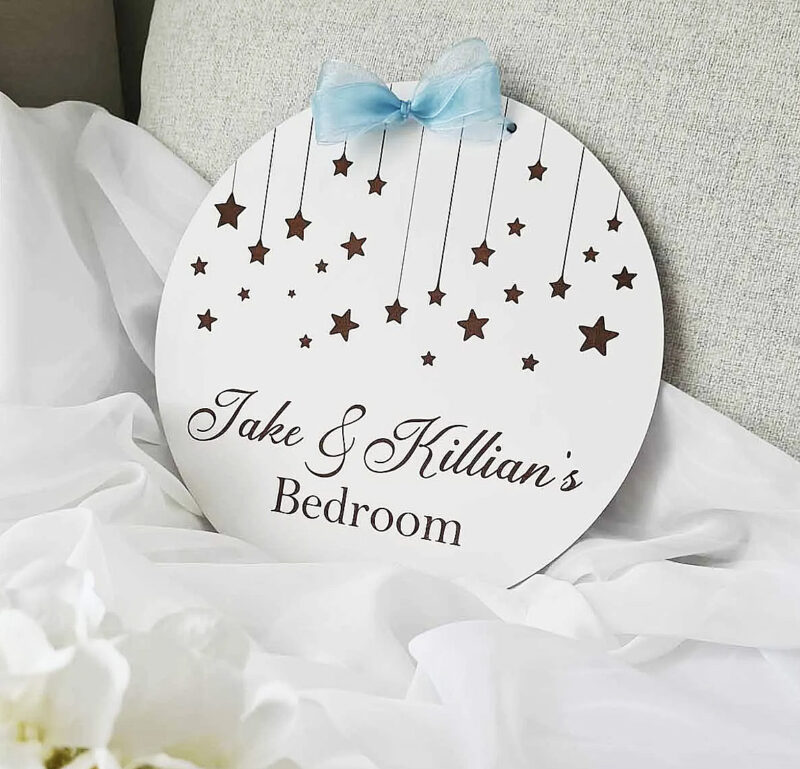 nursery sign with stars