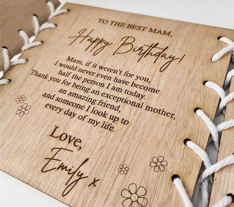 open card with daisies